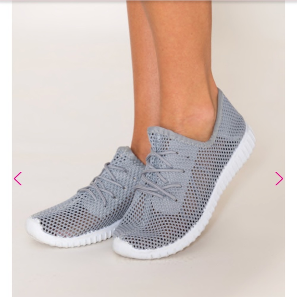 Women’s Sneakers
